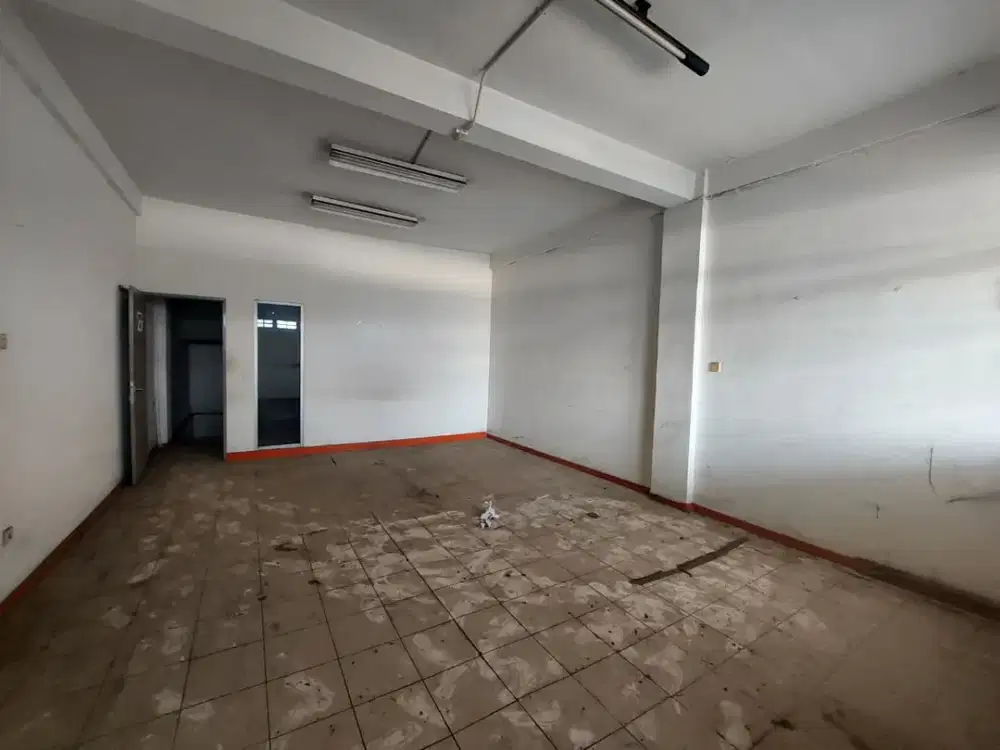 Ruko Caringin Harga Termurah di Kawasannya Bisa Untuk Penyimpanan, Kantor atau Usaha