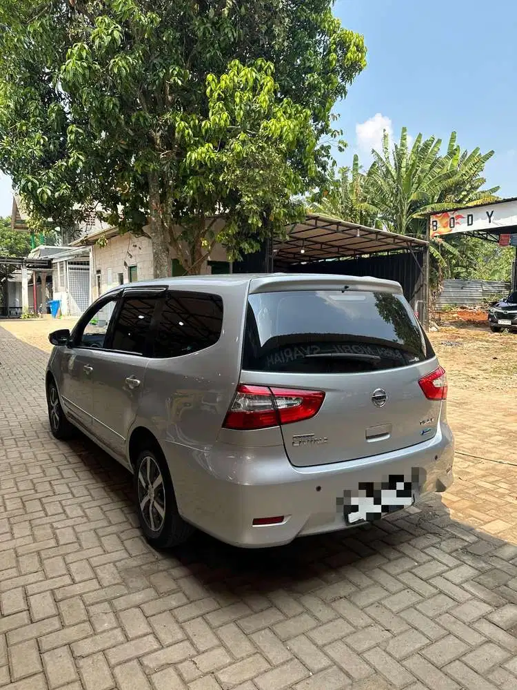 Nissan Grand livina 2017 Bensin
