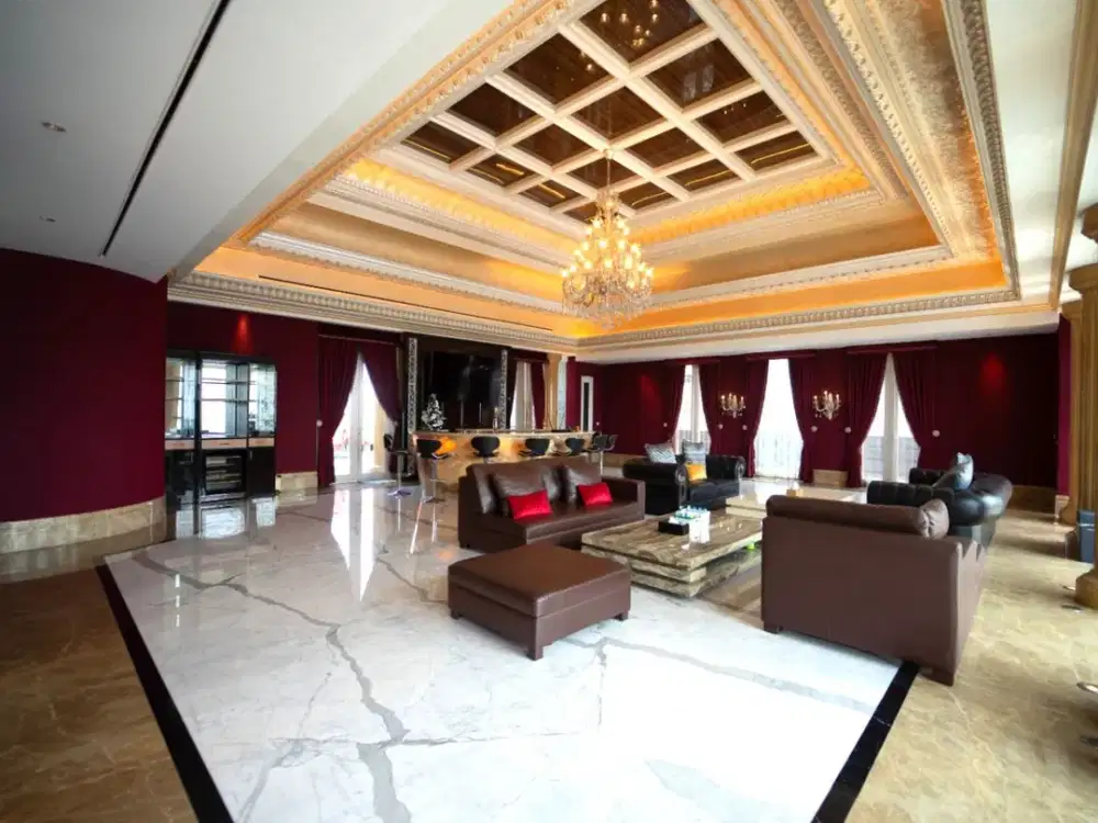 Rumah 4lt luas 25x40 1013meter 7KT Lotus Palace PIK1 Pantai Indah Kapuk