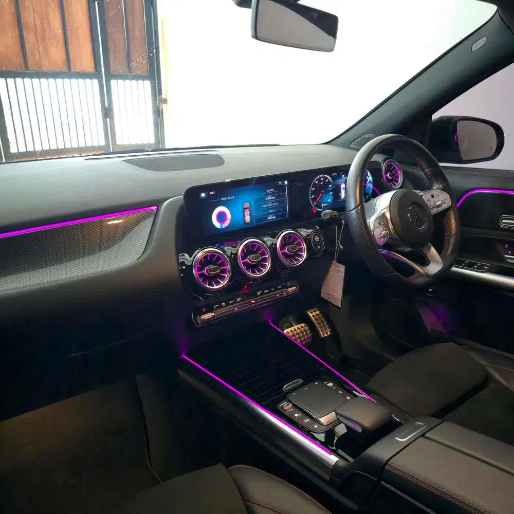 Mercedes-Benz GLA200 2023 Bensin