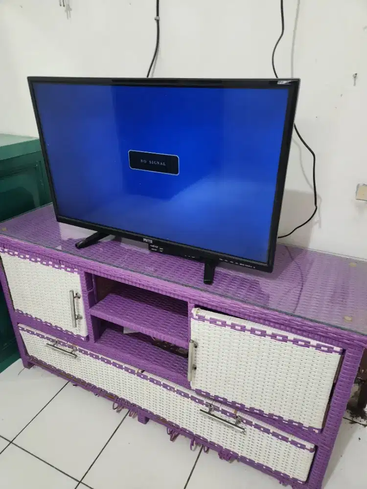 TV LED Mito 32 inch beserta Rak