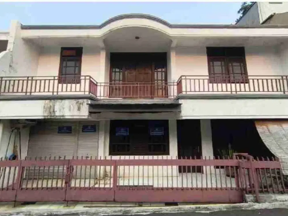 DIJUAL VIA LELANG CESSIE RUMAH TINGGAL PERUM DEPSOS JAKARTA SELATAN

Jl. Depsos IV, Bintaro Pesanggrahan, Jakarta Selatan
- Rumah Tinggal 2 Lantai
- ⁠Luas Tanah 130 m2
- ⁠Luas Bangunan 218 m2
- ⁠Harga Jual Rp. 2.000.000.000
- ⁠Include Lelang dan Pengosong