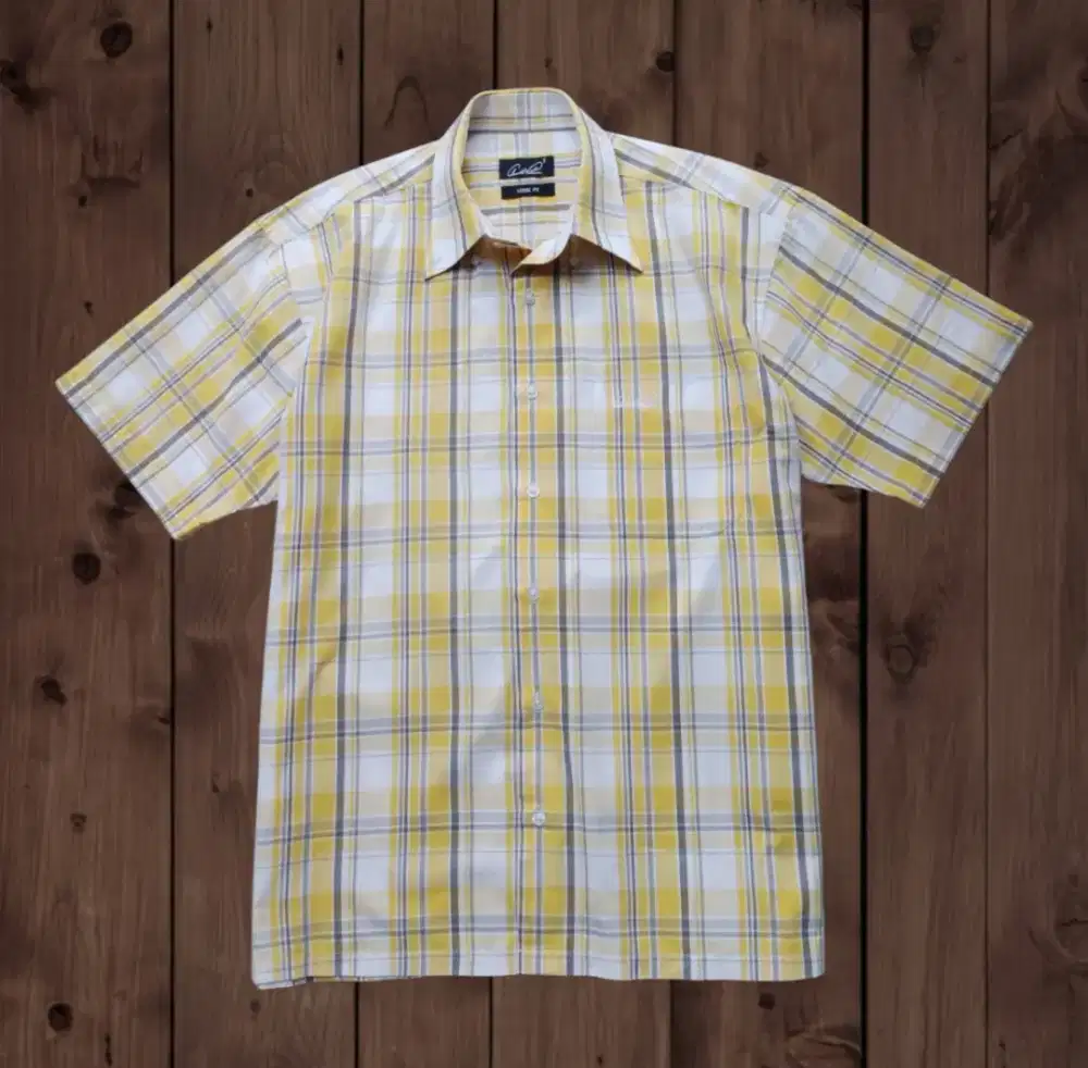 KEMEJA ARNOLD PALMER KOTAK PUTIH KUNING, SIZE :. XL (LD116-118, P73)
