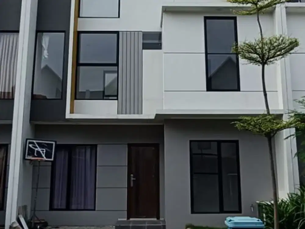 Disewakan Rumah 2 lantai Eastern Park Sukolilo Surabaya Timur One gate system Dekat Pakuwon City