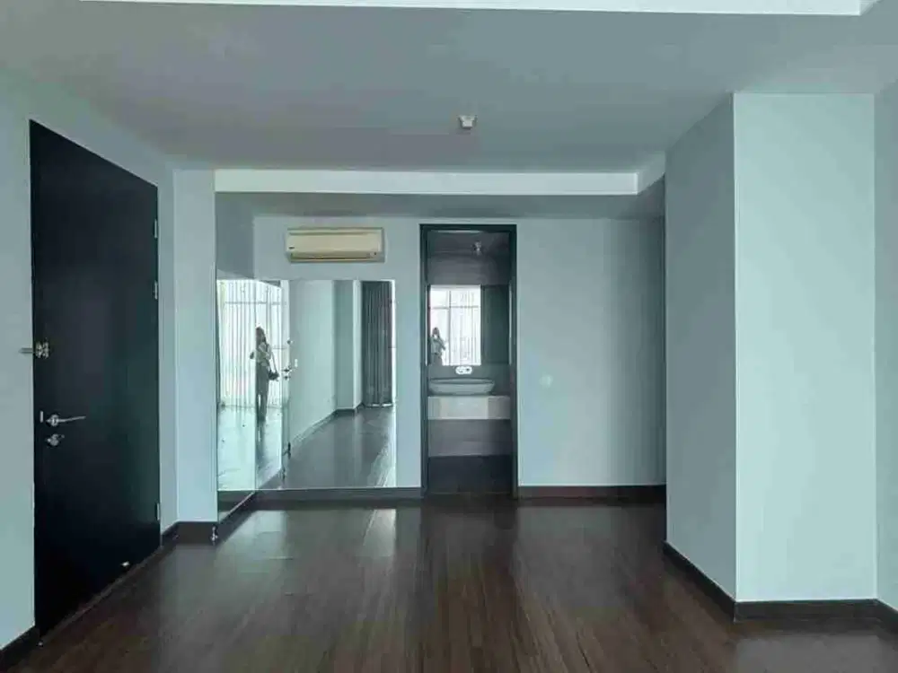 Disewakan seakan Apartemen  satu 8