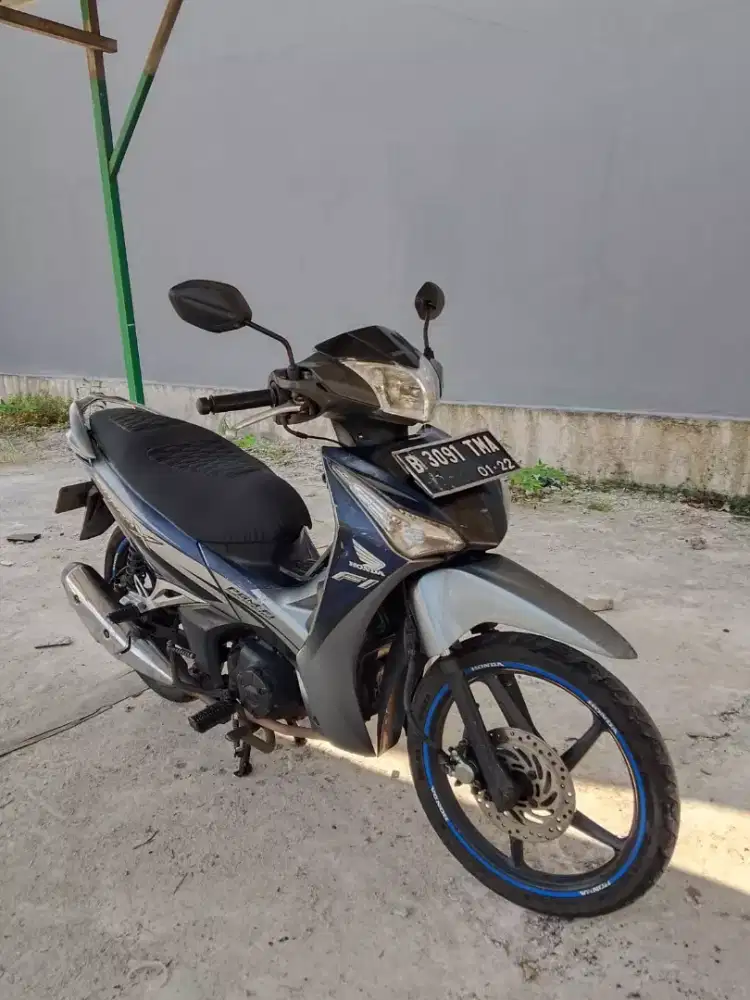 Honda Supra helmin injeksi