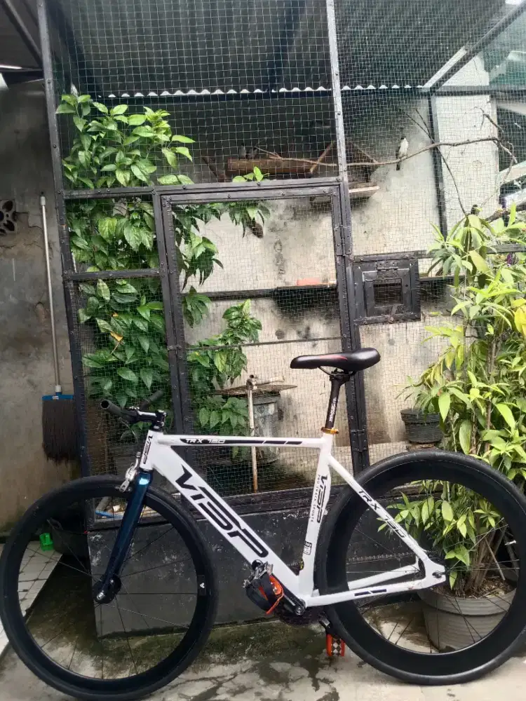 Sepeda fixie gear