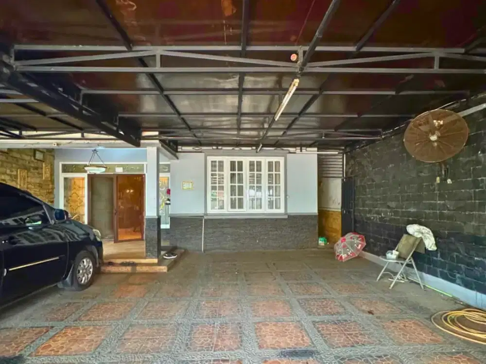 RUMAH MEWAH TANAH LUAS COCOK UNTUK KANTOR dan USAHA di CONDET JAKARTA TIMUR