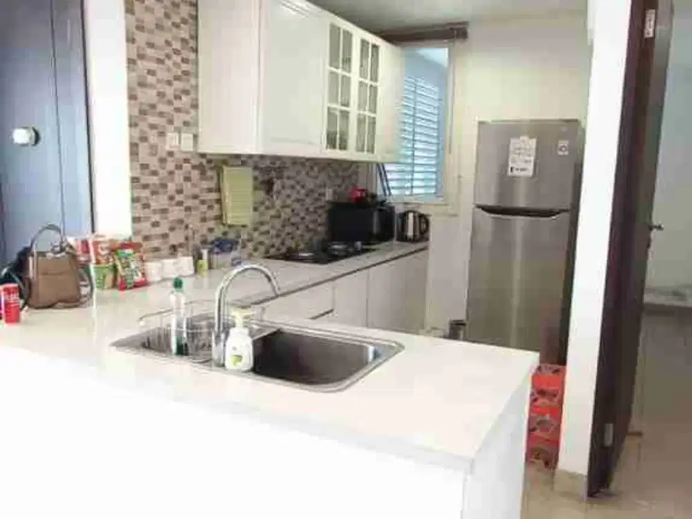 Disewakan Aparteman Lantai 6 Full furnish Di Royal Springhill Jakarta utara sunter Dekat dengan kemayoran Jakarta Utara