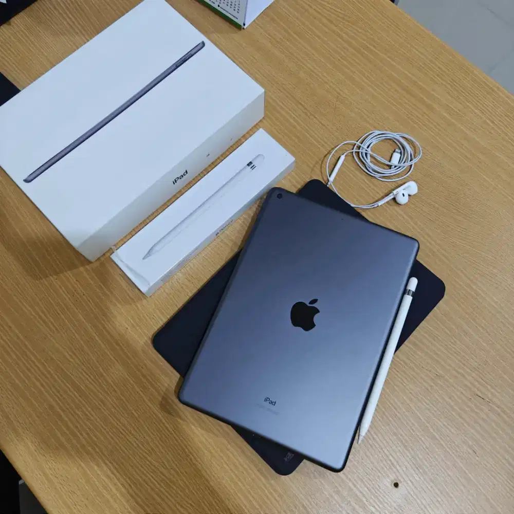 iPad 9 64GB Wifi ex Garansi Resmi iBox Fullset Mulus Banyak Bonus