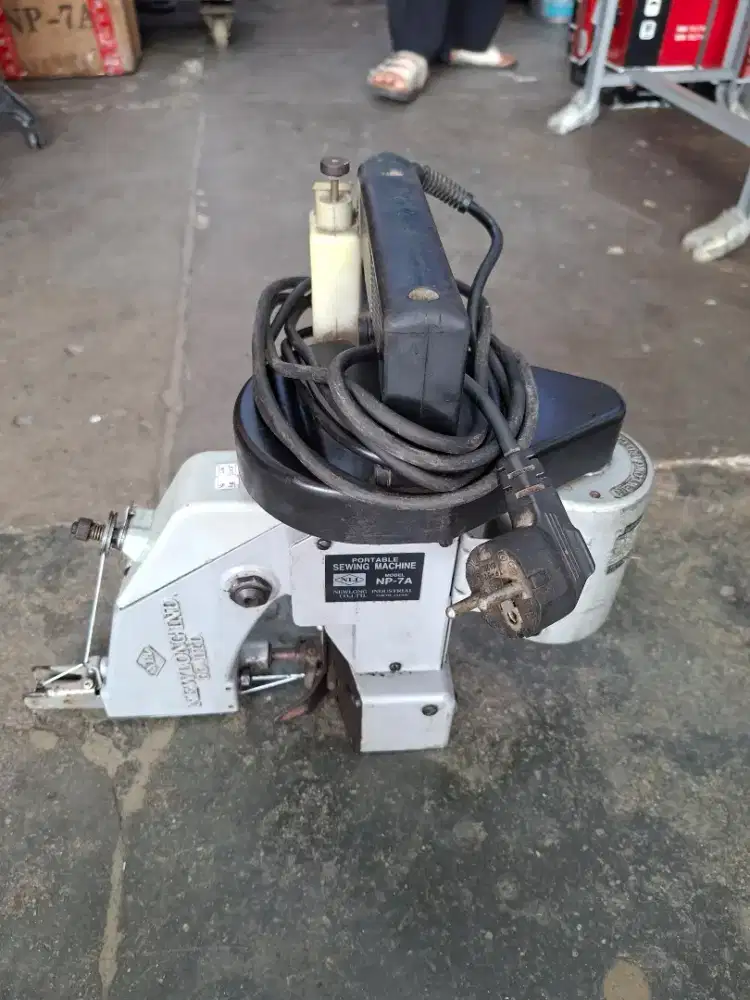 Mesin jahit karung Merk New Long NP7A Asli japan