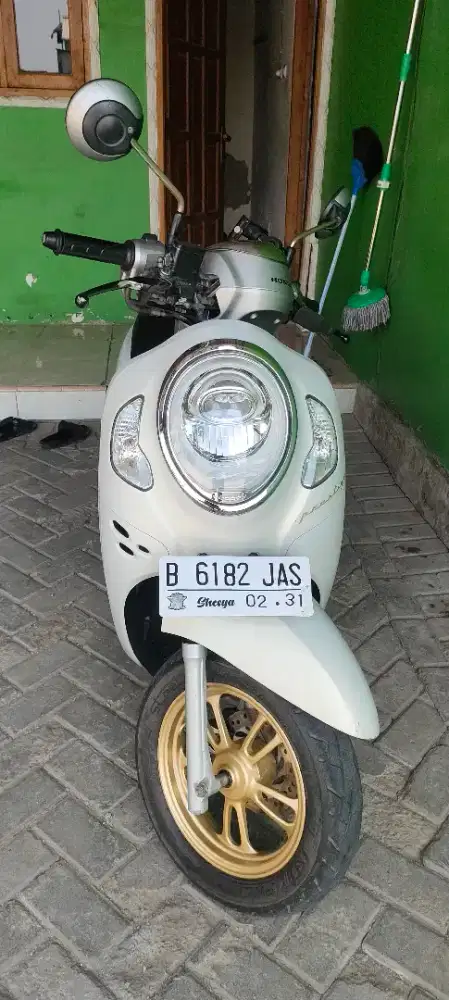 Scoopy Prestige 2021