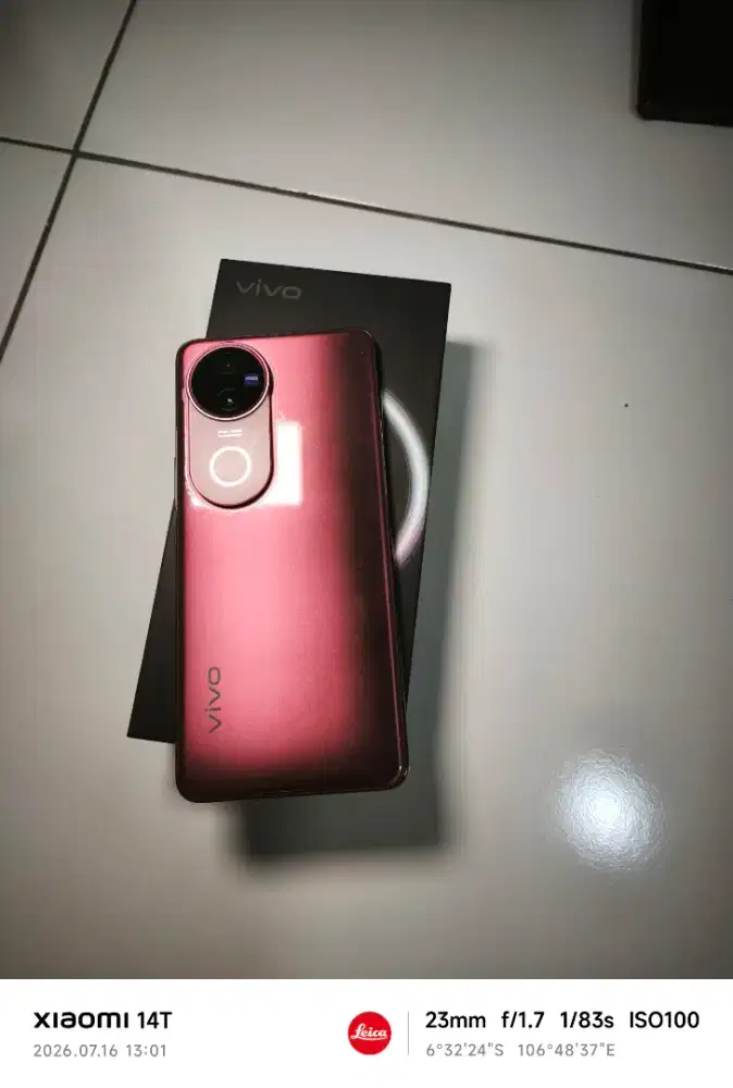 Vivo v50 12/512 seri tertinggi