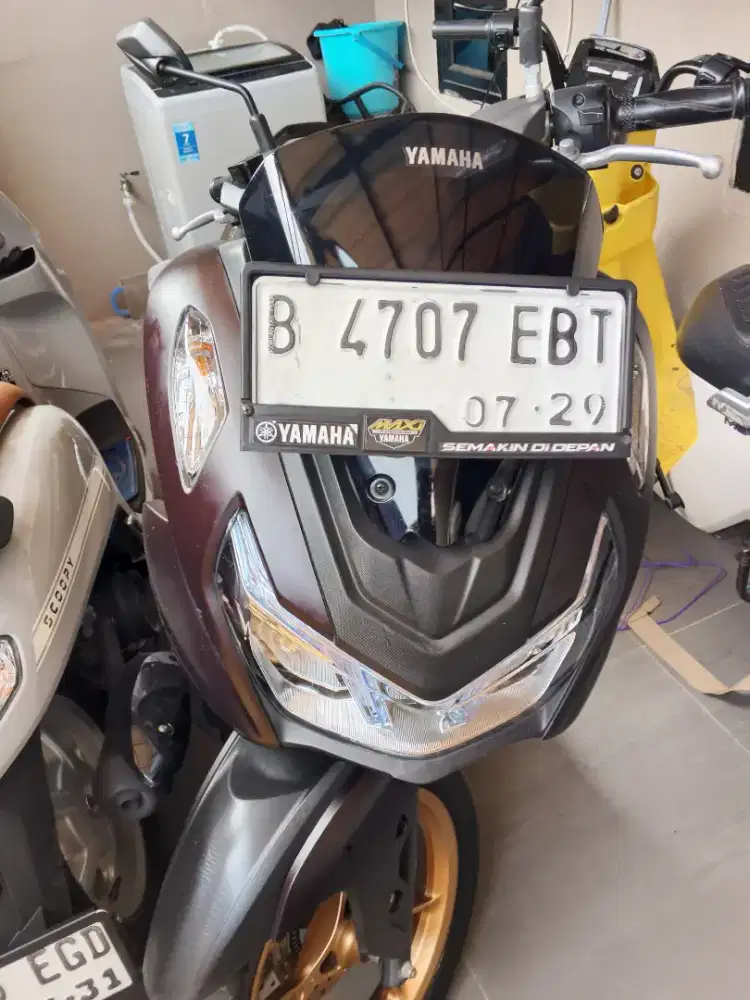 Dijual cepat motor yamaha lexi 2024