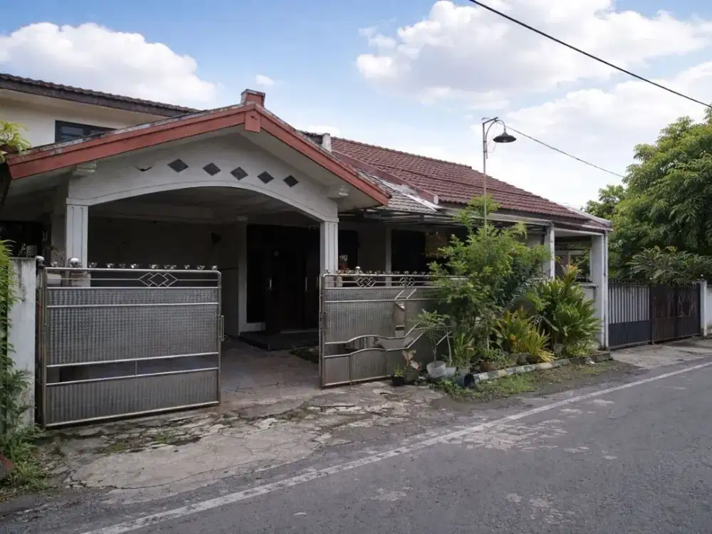 Rumah Taman Pondok Jati Geluran Sidoarjo Strategis Siap Huni
