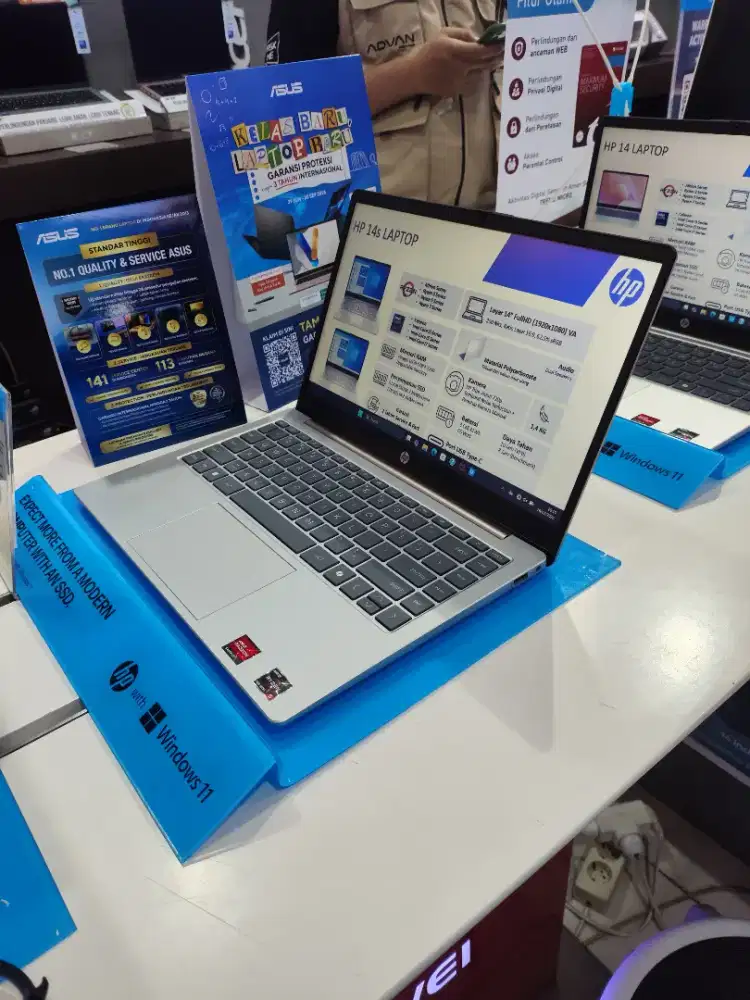 HP Laptop 14-em0531AU – Gold
Ryzen 5 7530U | 8GB RAM | 512GB SSD