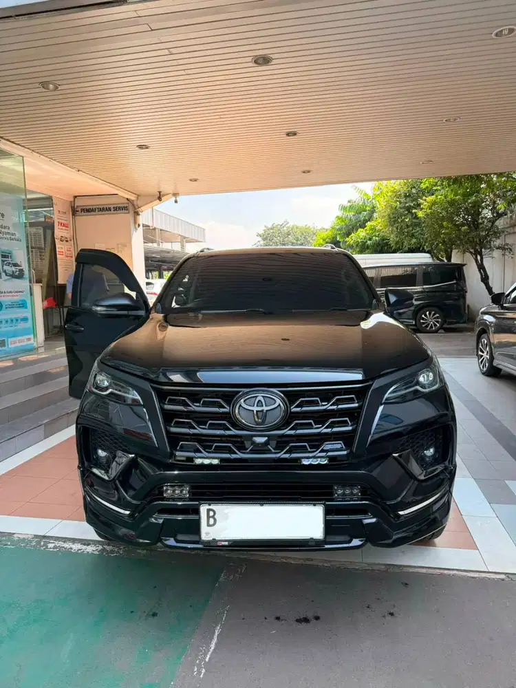 Jual Fortuner GR 2.8 paksain kantor
