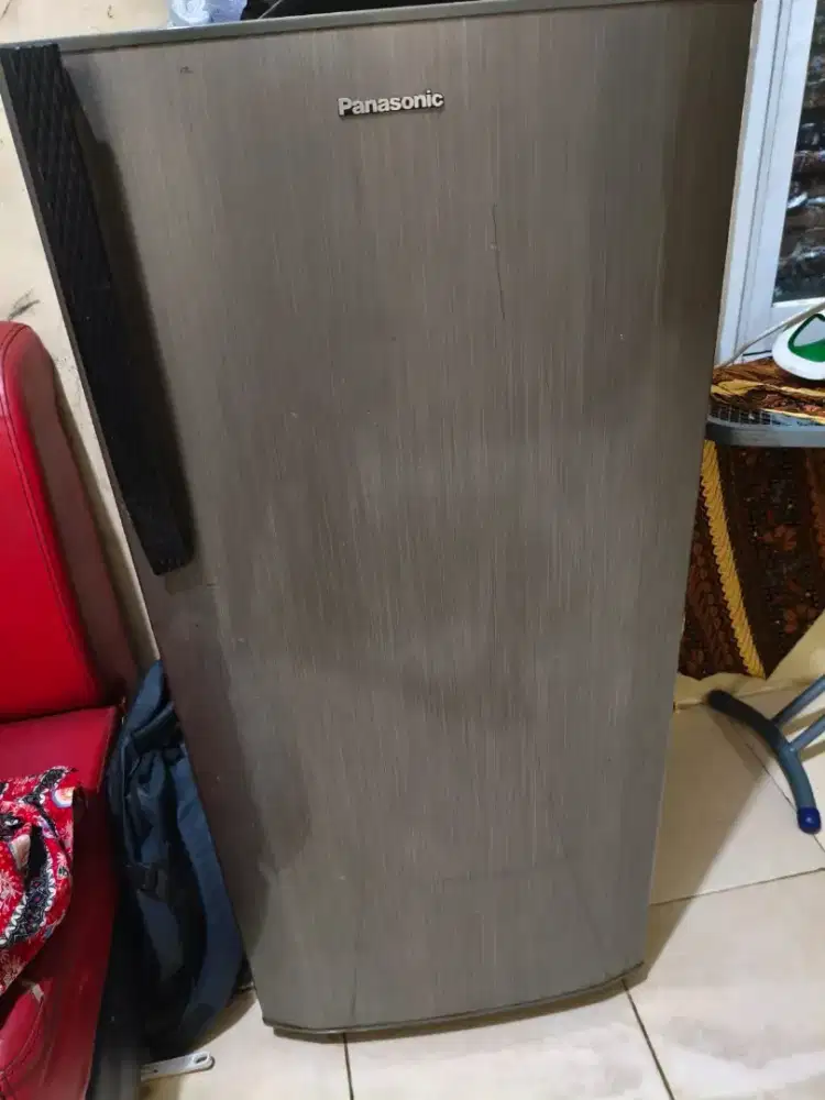 Dijual kulkas 1 pintu