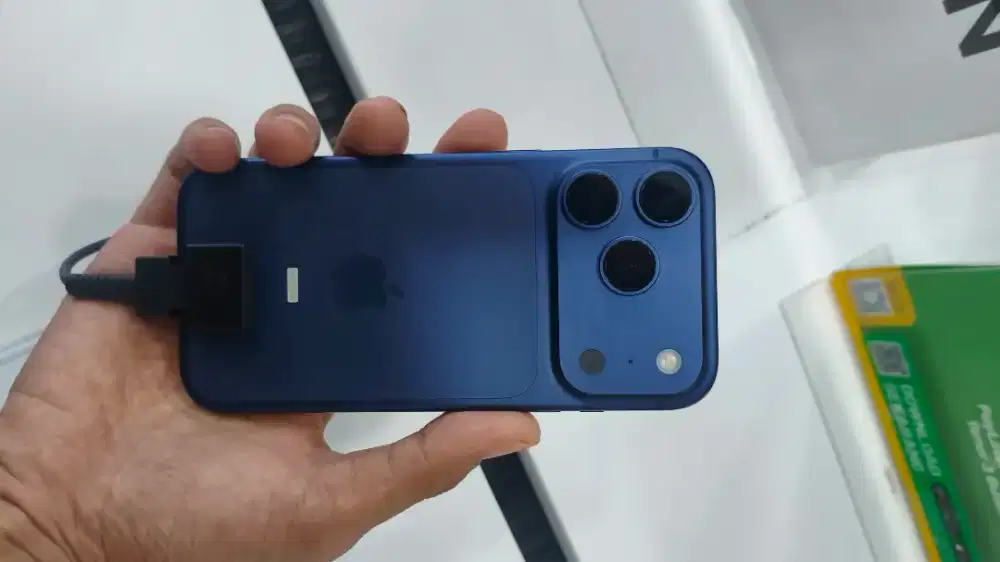 CICILAN IPHONE 17 PRO 256GB