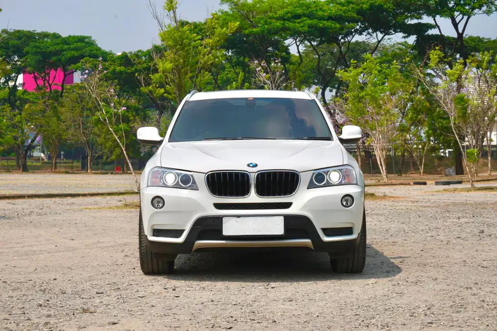 PANORAMIC ! LOW ODO ! BMW X3 F25 xDrive20i Bensin AWD 2014 / 2015