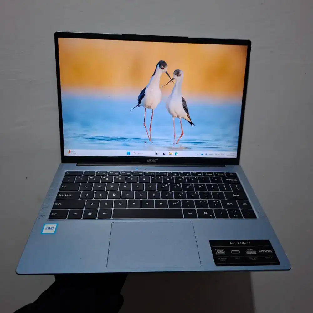 Laptop acer L14-32P keluaran terbaru segel dan Garansi resmi