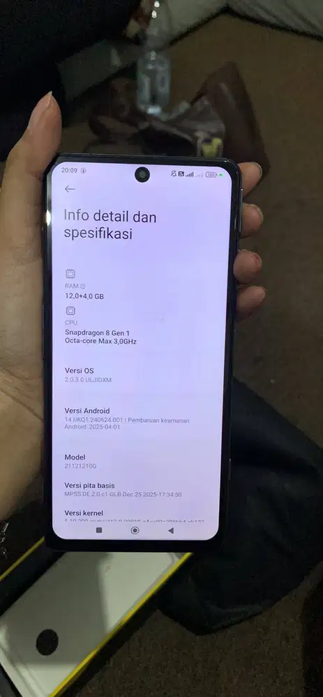DI JUAL HP Pocof4Gt