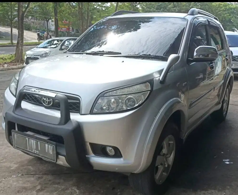 Rush Auto 2010 Lokal-Silver