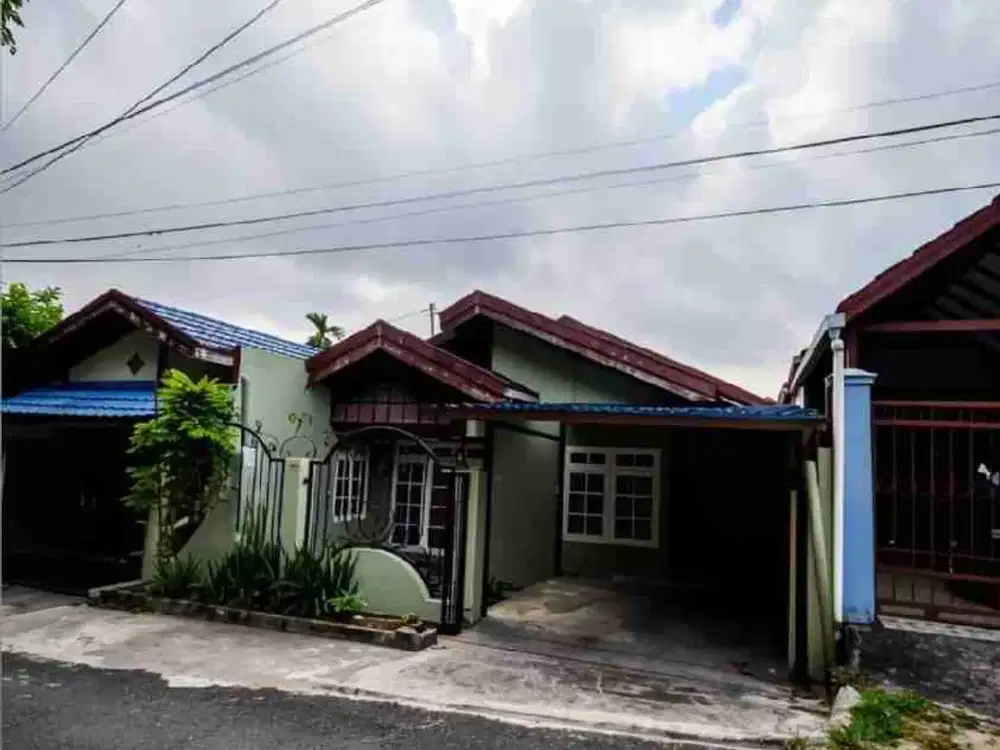 RUMAH TENANG, NYAMAN, BEBAS BANJIR