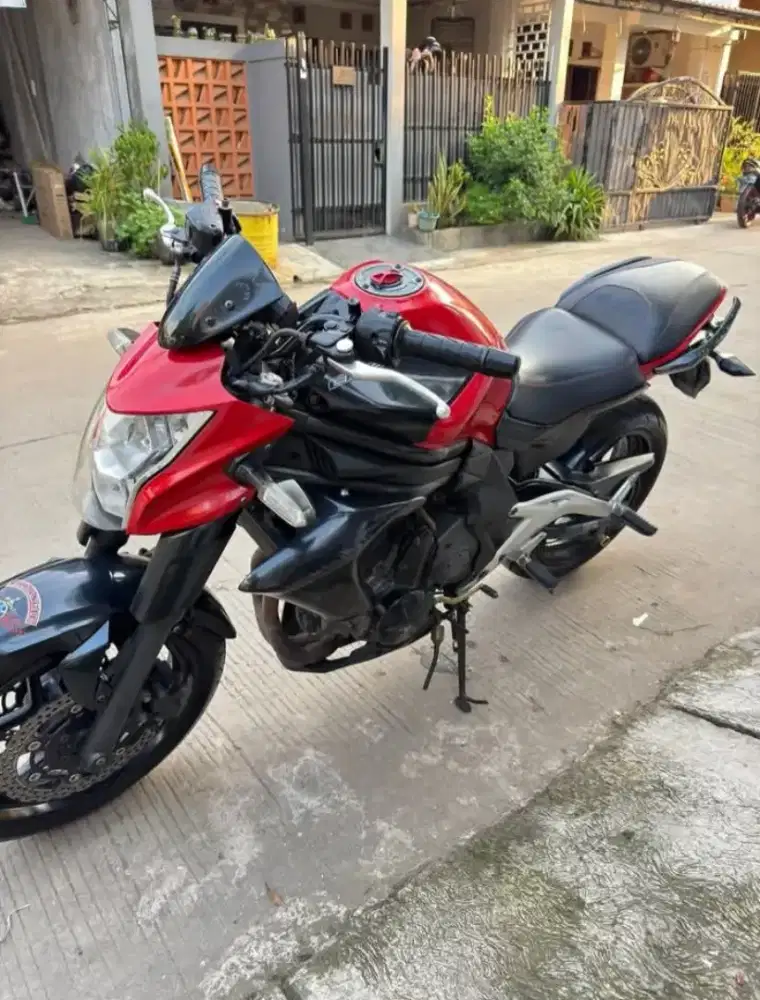 Dijual cepat ya Kawasaki Er6N