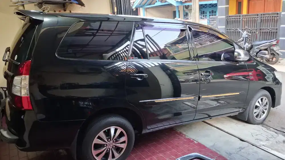Innova diesel 2015
