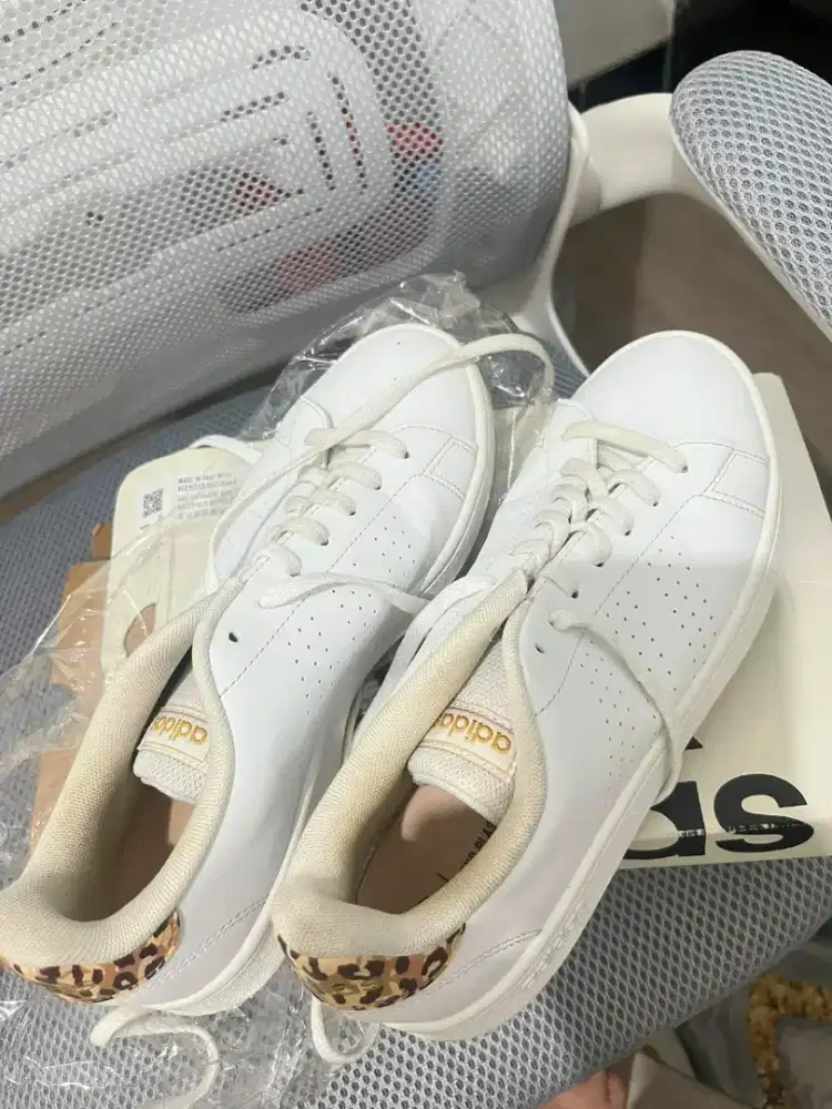 Sepatu adidas putih macan ori adidas uk 40