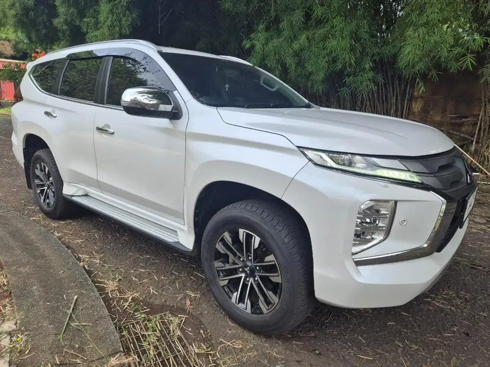 Mitsubishi Pajero Sport  Dakkar
