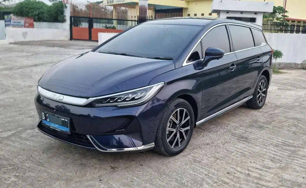 BYD M6 2024 Listrik