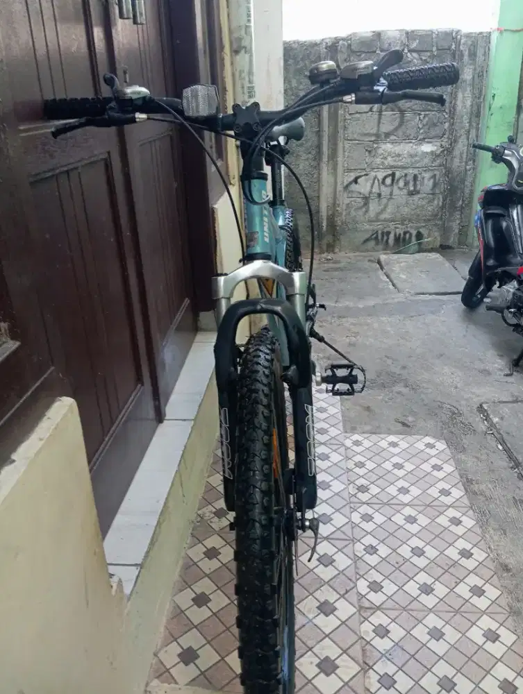 Di jual Sepeda MTB united clovis 8.10