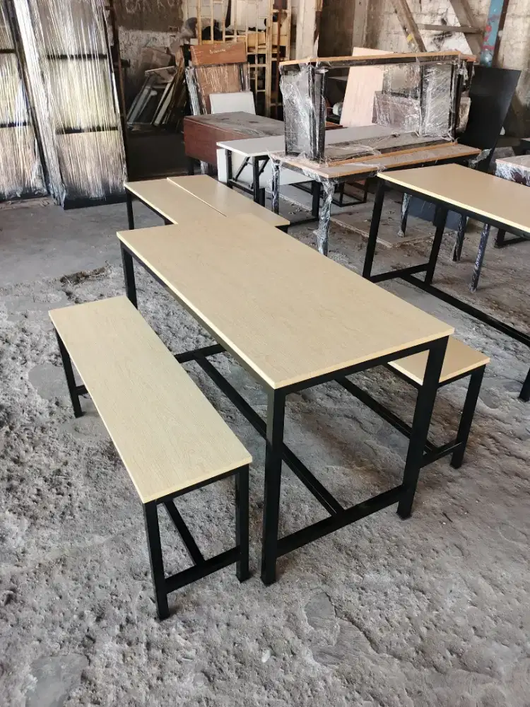 Meja kantin/meja cafe