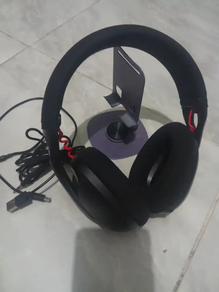 Fantech TAMAGO WHG01, sebuah headset gaming nirkabel