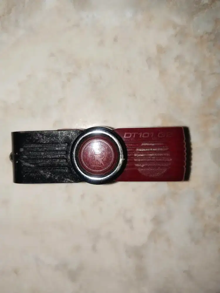 jual flaskdisk 8 gb merk kingston