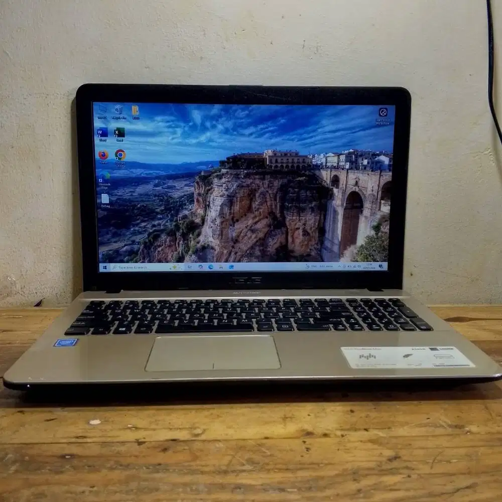 Asus X541NA Ram 4 GB HDD 750 GB 15.6 inch celeron N3350