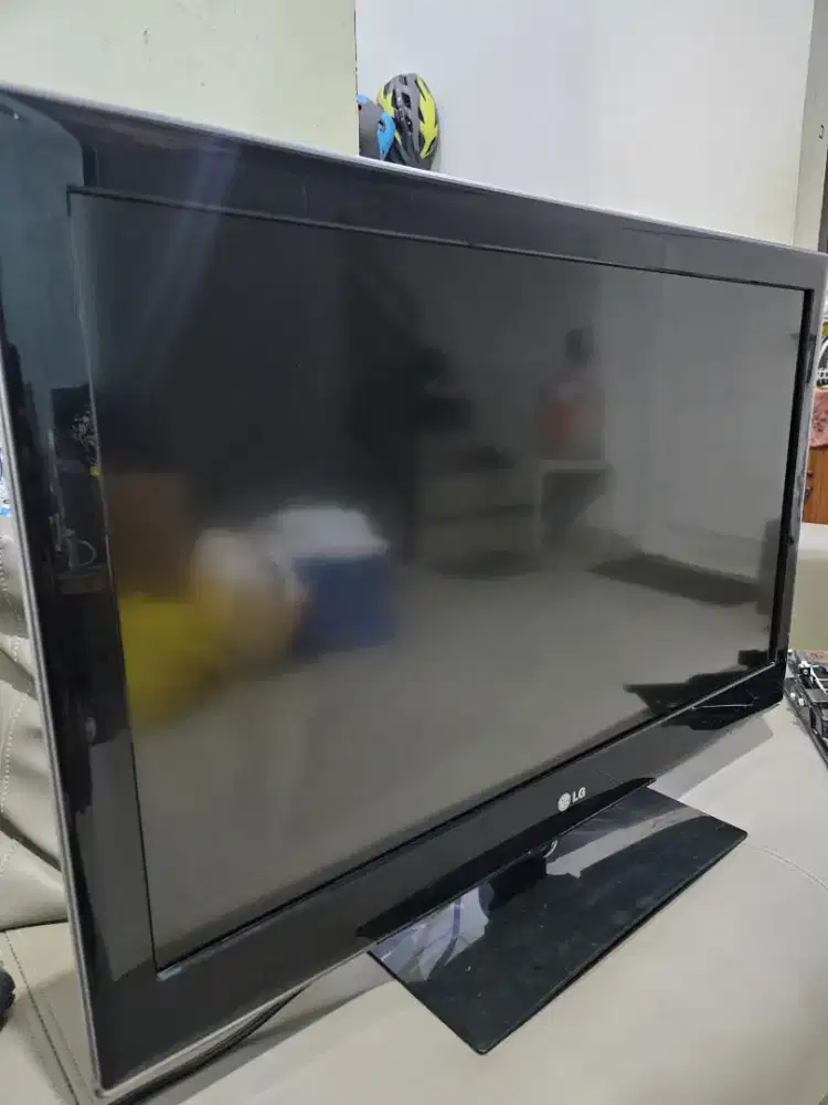 TV LG 32 Inch - 2nd  kondisi bagus