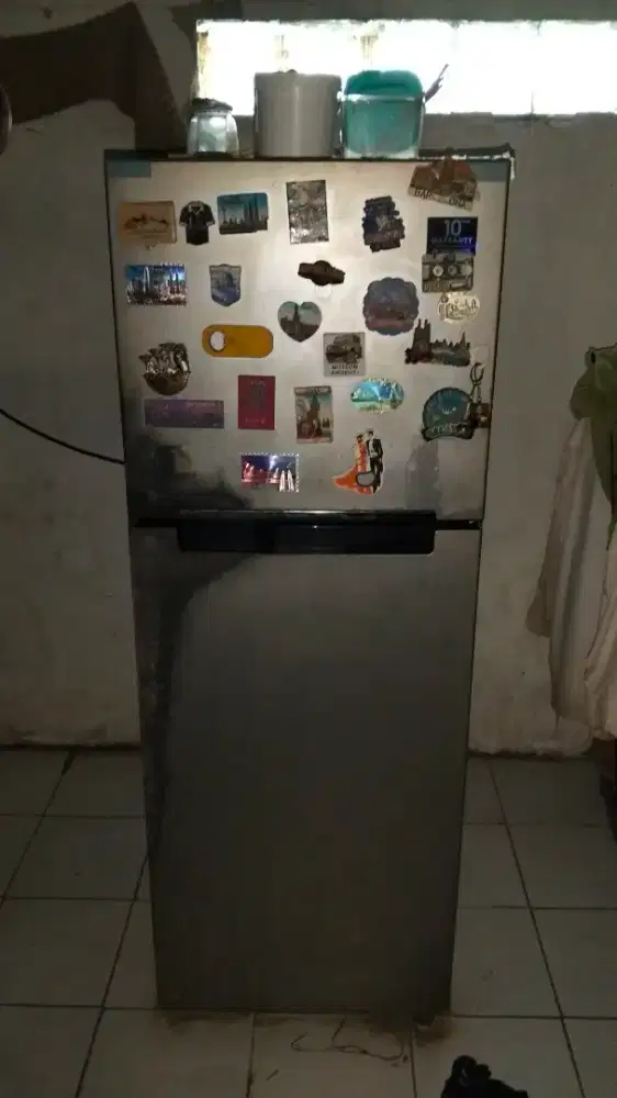 Jual Kulkas 2 Pintu atas Bawah