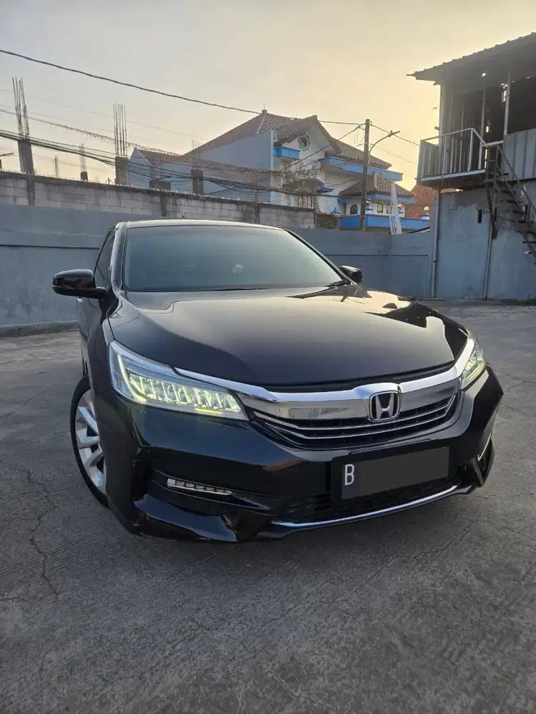 HONDA ACCORD VTiL 2016 GOOD CONDITION TDP Hanya 5Jt