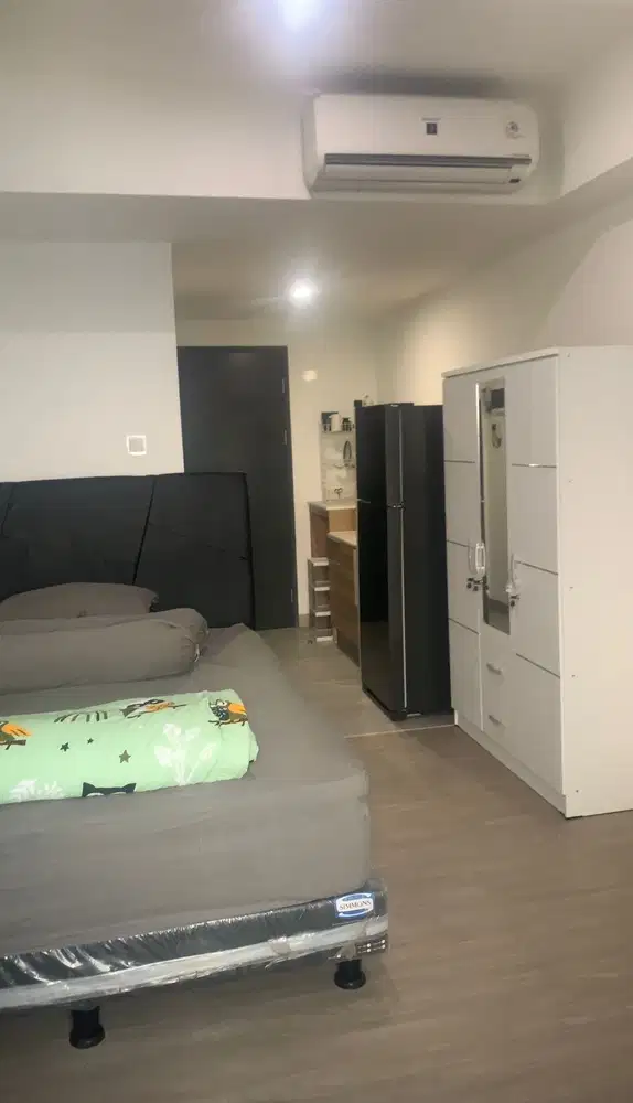 Sewa Apartement Collins Boulevard