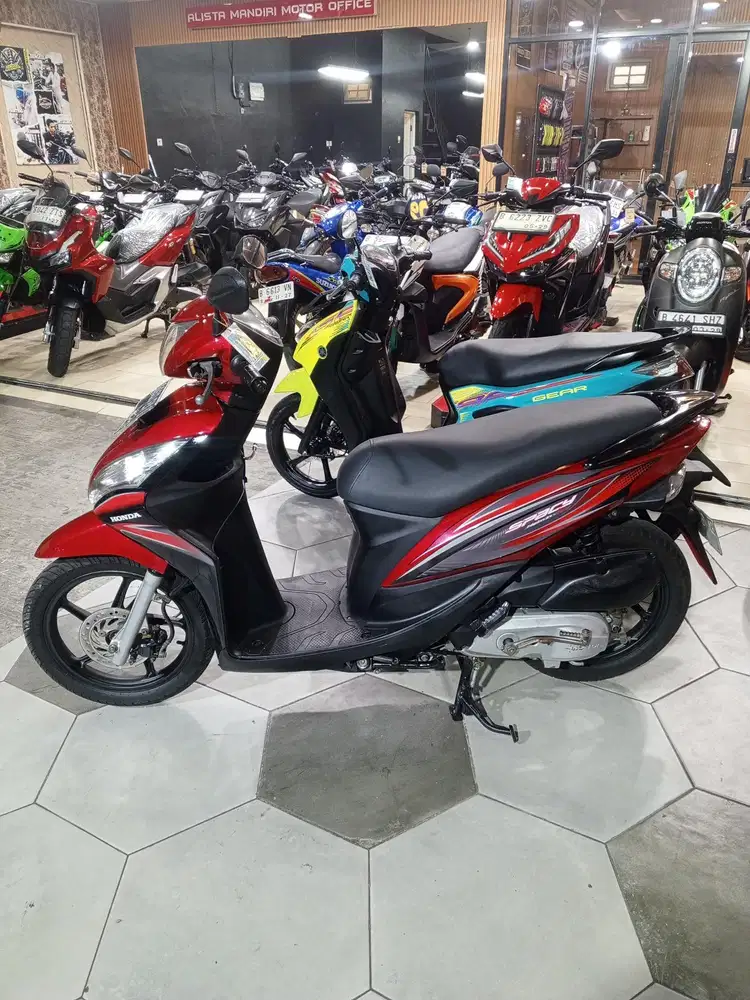 SPACY 2012. GREESS JAMIN PUAS. PAJAK PANJANG. SS LENGKAP. BISA  NEGO.