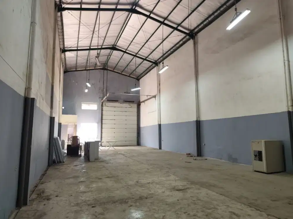 Gudang Dekat Toll Cakung Cilincing Harga 5,5M di Bizpark Cakung Jakarta Timur