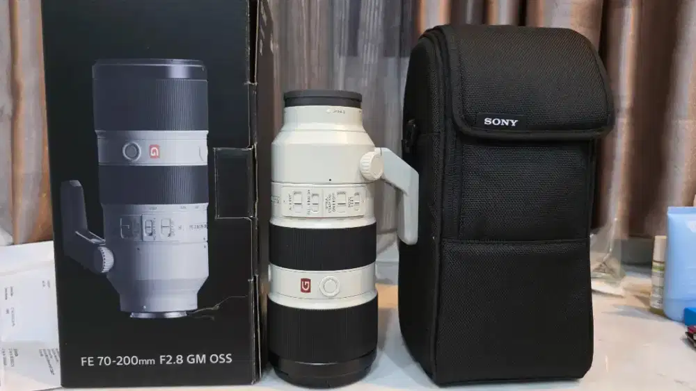 LIKE NEW!! Jual lensa sony 70-200 GM