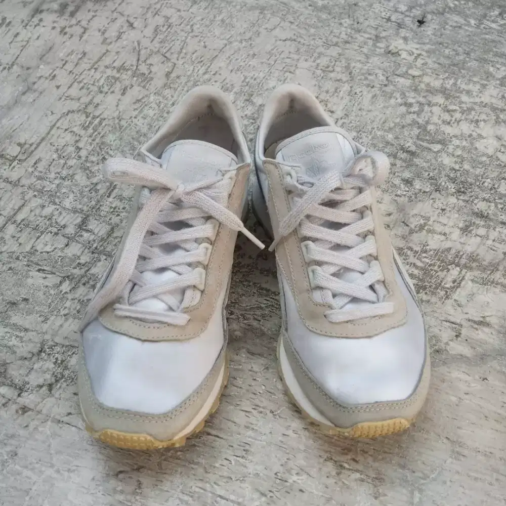 Sepatu Reebok Camargue Grey Size 37.5