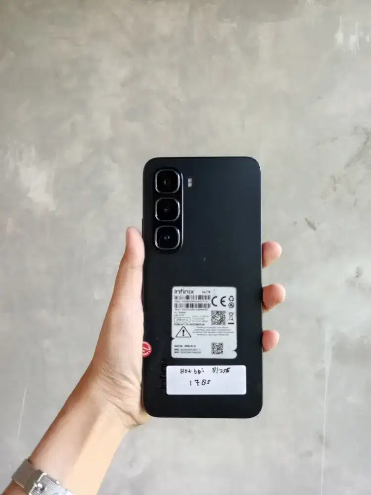 Infinix Hot 60i RAM 8GB / ROM 256GB