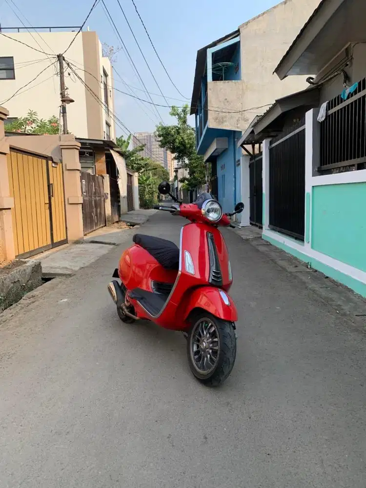 Vespa Primavera Tahun 2016 Merah