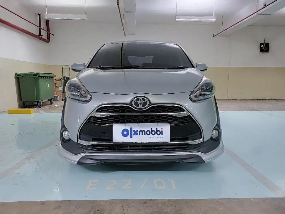 TDP 8, JT Toyota Sienta 1.5 Q Bensin-AT Silver 2016