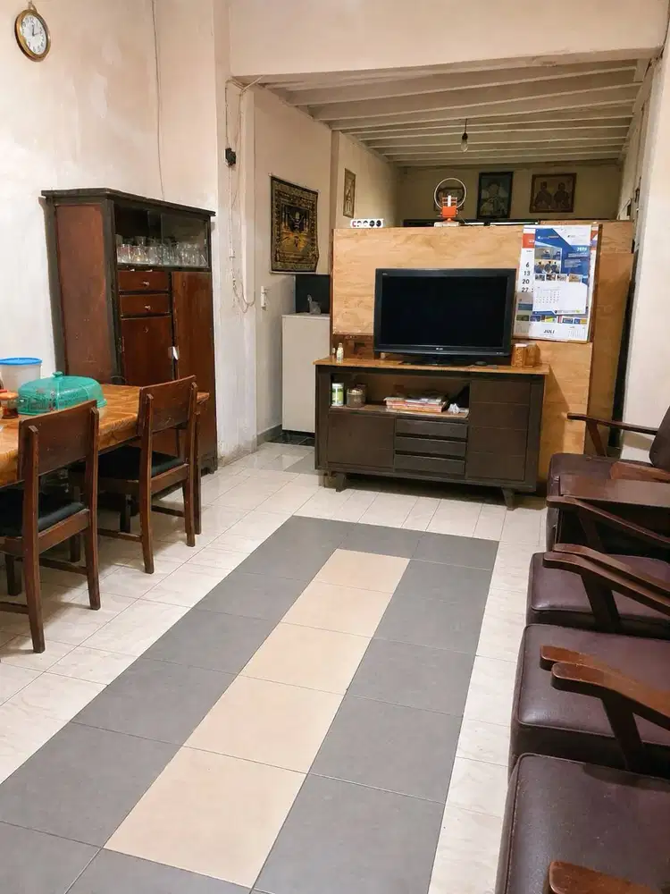 DIJUAL RUMAH 2 LANTAI + ROOFTOP - Jl. Cikutra, Kota Bandung